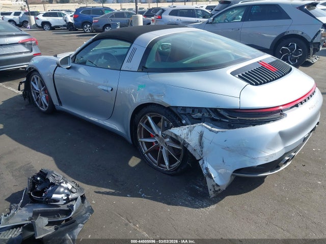 2022 PORSCHE 911 WP0BB2A96NS231623 Photo 2