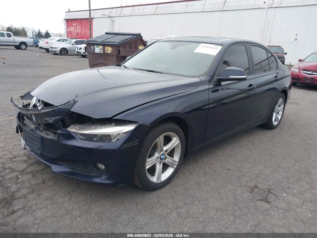 2013 Bmw 320i Xdrive მანქანა იყიდება აუქციონზე, vin: WBA3C3C57DF980226, აუქციონის ნომერი: 44505602