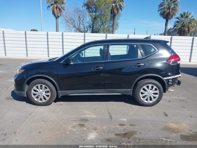 Nissan ROGUE S 2017 KNMAT2MV0HP557085 Image 14