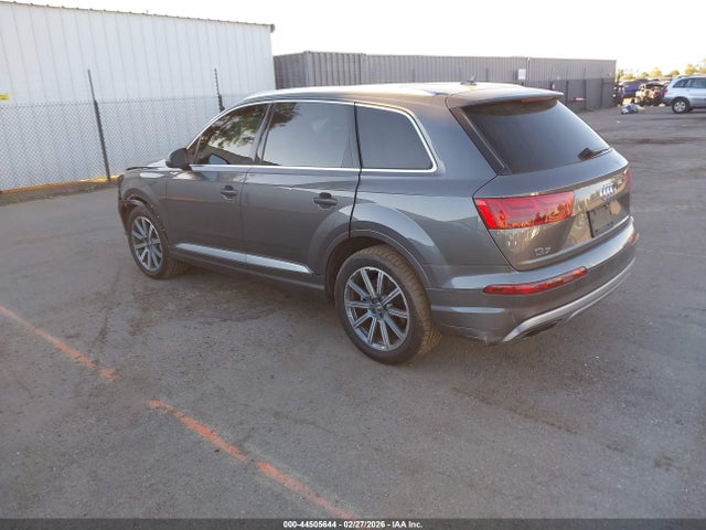2019 AUDI Q7 WA1AAAF7XKD004350 Photo 2