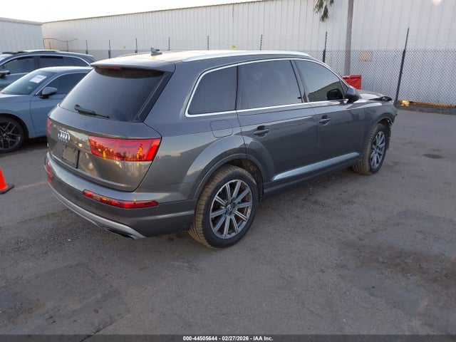 2019 AUDI Q7 WA1AAAF7XKD004350 Photo 3