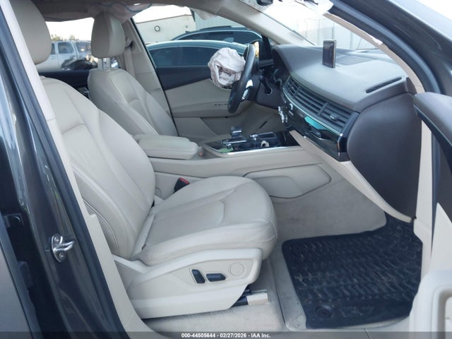 2019 AUDI Q7 WA1AAAF7XKD004350 Photo 4