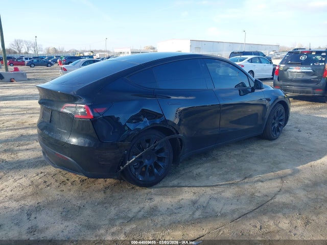 44505655 :رقم المزاد ، 5YJYGDEE3MF257574 vin ، 2021 Tesla Model Y Long Range Dual Motor All-wheel Drive مزاد بيع