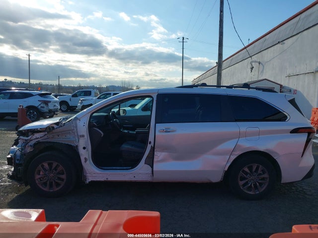 Toyota SIENNA XLE 2023 5TDYSKFC1PS074206 Image 15