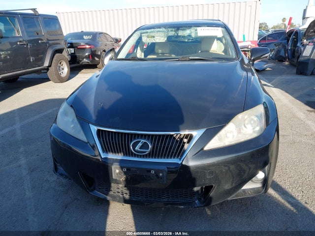 44505668 :رقم المزاد ، JTHBF5C2XB5153359 vin ، 2011 Lexus Is 250 مزاد بيع