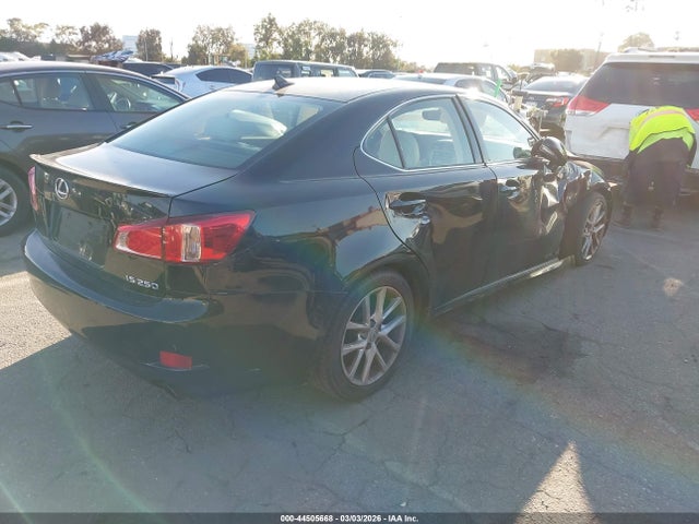 44505668 :رقم المزاد ، JTHBF5C2XB5153359 vin ، 2011 Lexus Is 250 مزاد بيع