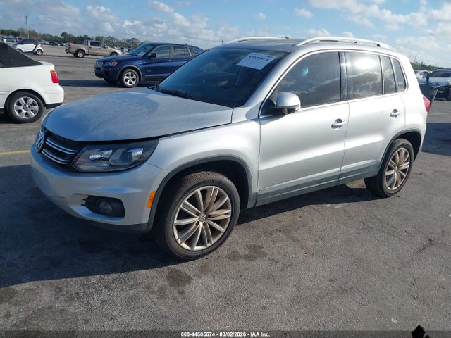 Продажа на аукционе авто 2016 Volkswagen Tiguan Se, vin: WVGAV7AX1GW606842, номер лота: 44505674