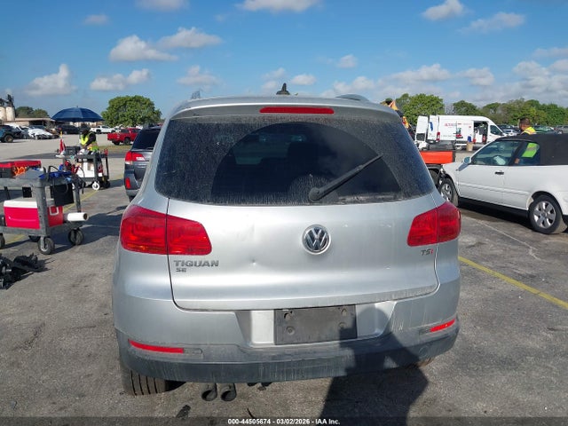 Продажа на аукционе авто 2016 Volkswagen Tiguan Se, vin: WVGAV7AX1GW606842, номер лота: 44505674