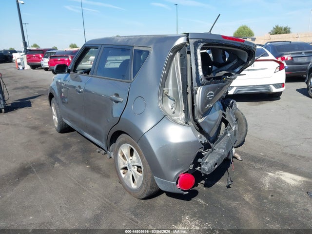 KNDJN2A28G7246068 KIA Soul