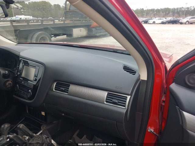 2017 MITSUBISHI OUTLANDER JA4AD2A35HZ036734 Photo 4