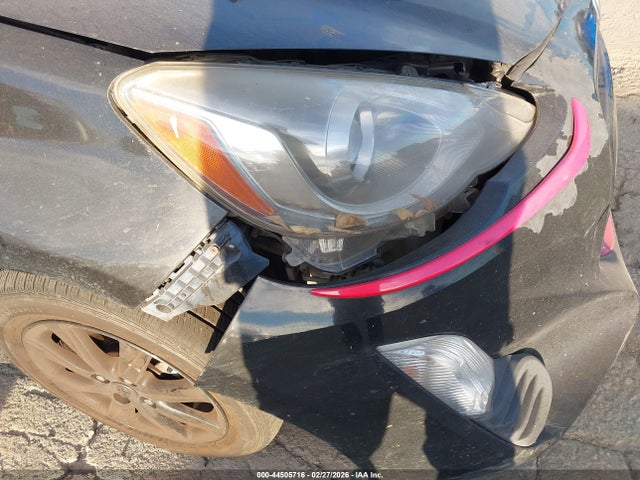 JTDKDTB38G1116251 Toyota Prius C Persona Series