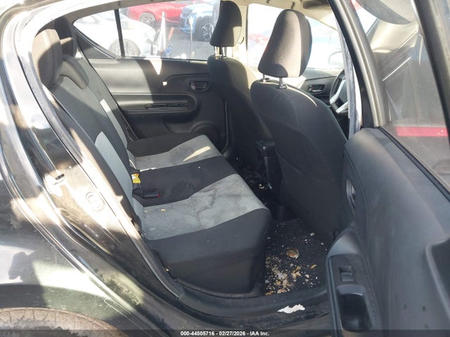 JTDKDTB38G1116251 Toyota Prius C Persona Series