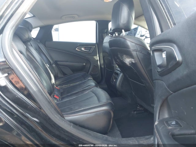 Продажа на аукционе авто 2015 Chrysler 200 C, vin: 1C3CCCCGXFN549073, номер лота: 44505790