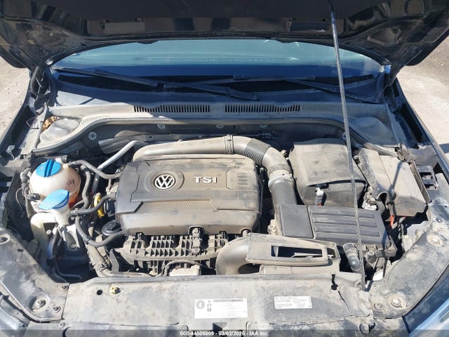 3VWD17AJ2FM329400 Volkswagen Jetta 1.8t Se