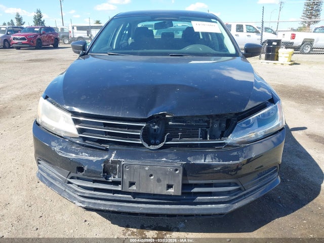 3VWD17AJ2FM329400 Volkswagen Jetta 1.8t Se