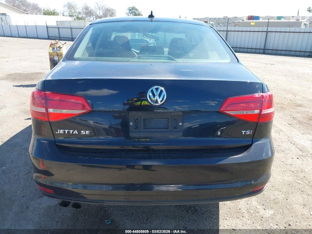 3VWD17AJ2FM329400 Volkswagen Jetta 1.8t Se