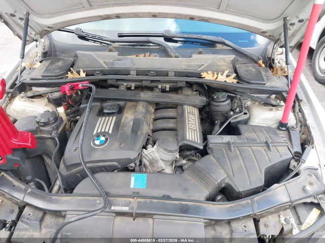 2008 Bmw 328i მანქანა იყიდება აუქციონზე, vin: WBAVA33588KX84081, აუქციონის ნომერი: 44505815