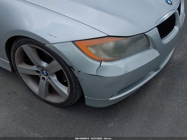 2008 Bmw 328i მანქანა იყიდება აუქციონზე, vin: WBAVA33588KX84081, აუქციონის ნომერი: 44505815