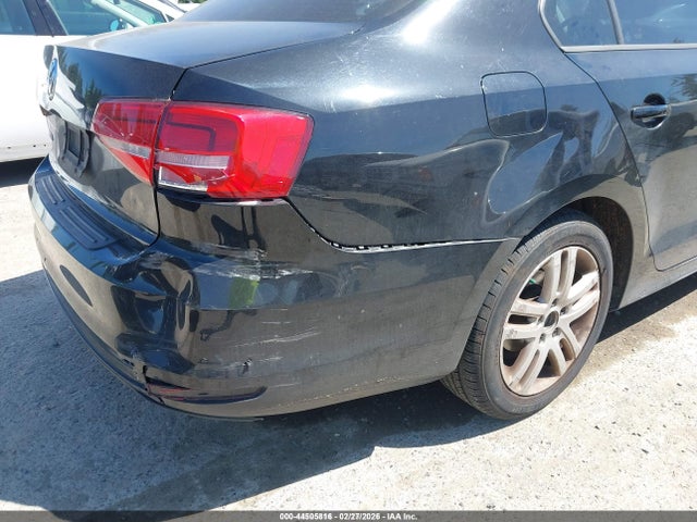 3VW2K7AJ2FM353104 Volkswagen Jetta 2.0l S