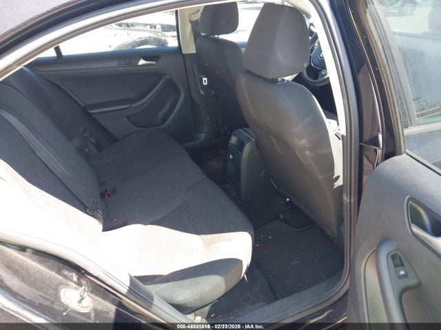 3VW2K7AJ2FM353104 Volkswagen Jetta 2.0l S