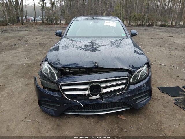 44505828 :رقم المزاد ، WDDZF4KB6HA123938 vin ، 2017 Mercedes-benz E 300 4matic مزاد بيع