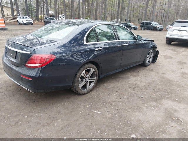 44505828 :رقم المزاد ، WDDZF4KB6HA123938 vin ، 2017 Mercedes-benz E 300 4matic مزاد بيع