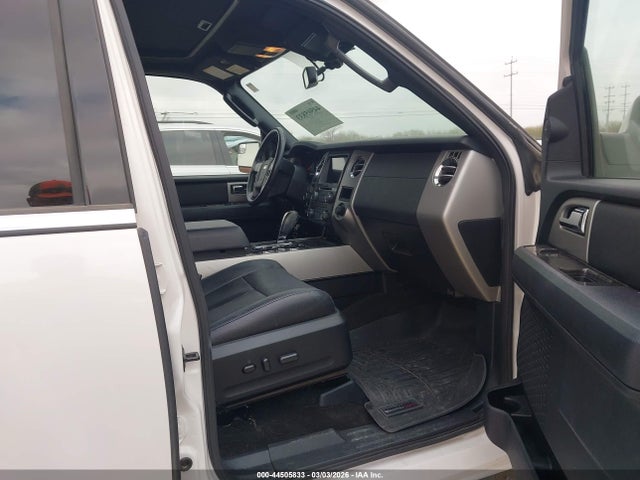 Ford Expedition Limited 2016 1FMJU1KT3GEF14701 Image 5