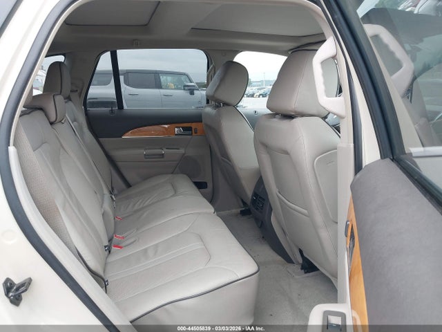 Lincoln MKX 2015 2LMDJ8JK9FBL25637 Image 8
