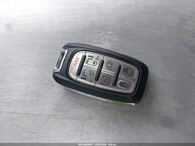 Продажа на аукционе авто 2022 Chrysler Pacifica Touring L, vin: 2C4RC1BG9NR142228, номер лота: 44505847