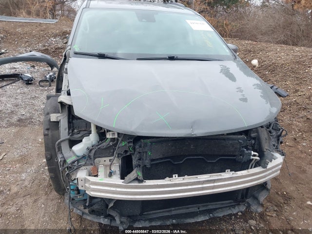 Продажа на аукционе авто 2022 Chrysler Pacifica Touring L, vin: 2C4RC1BG9NR142228, номер лота: 44505847