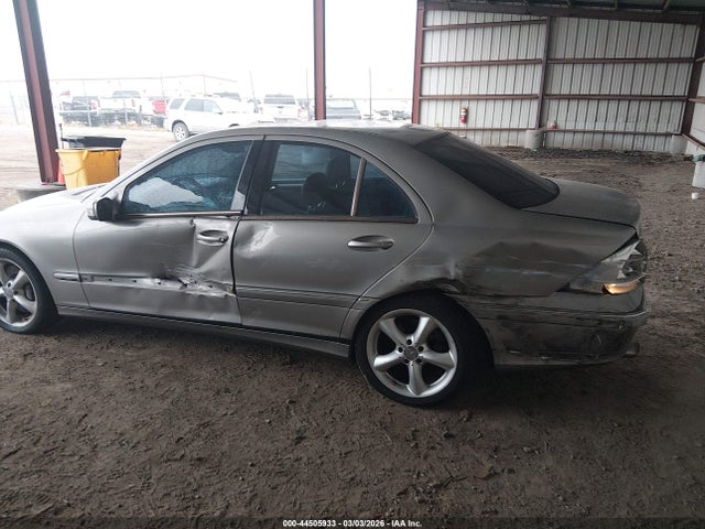 2004 Mercedes-benz C 230 Kompressor Sport/sport მანქანა იყიდება აუქციონზე, vin: WDBRF40J04A581570, აუქციონის ნომერი: 44505933