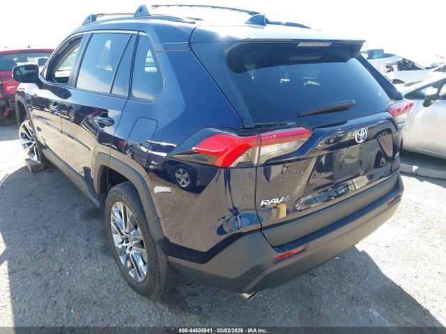 2T3C1RFV8MW153891 Toyota Rav4 Xle Premium