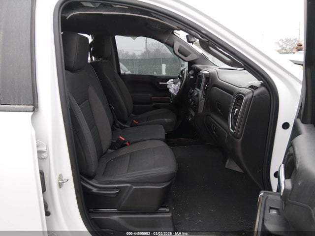 1GCRWDEK2KZ392078 Chevrolet Silverado 1500 Rst