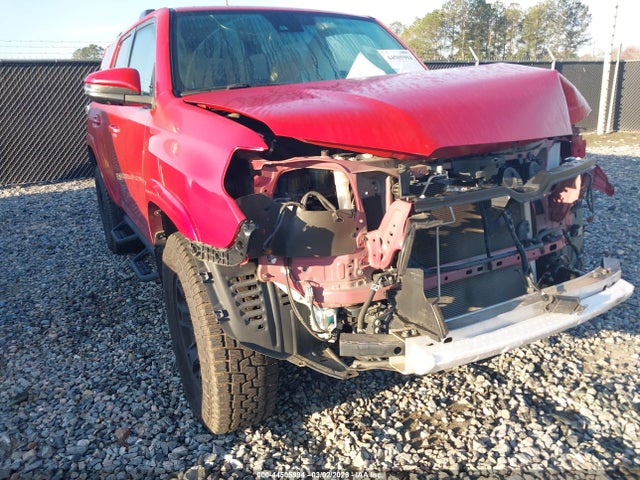44505994 :رقم المزاد ، JTENU5JR4N6059590 vin ، 2022 Toyota 4runner Sr5 Premium مزاد بيع