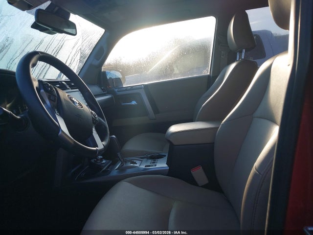 44505994 :رقم المزاد ، JTENU5JR4N6059590 vin ، 2022 Toyota 4runner Sr5 Premium مزاد بيع