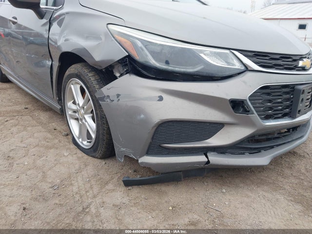 Продаж на аукціоні авто 2018 Chevrolet Cruze Lt Auto, vin: 1G1BE5SM2J7137806, номер лоту: 44506085
