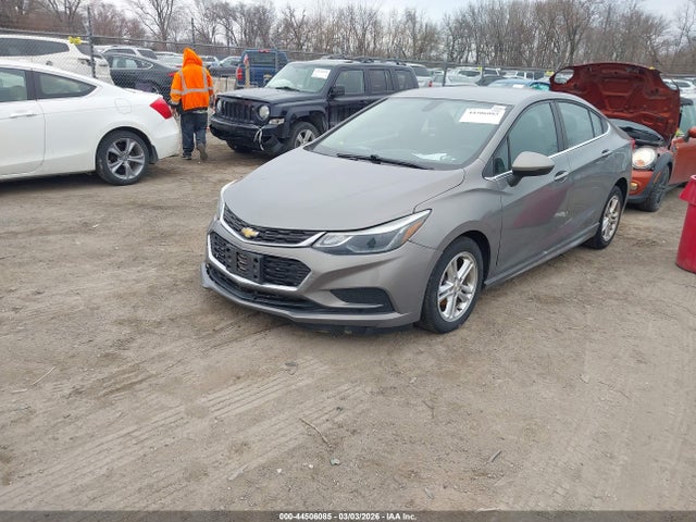 Продаж на аукціоні авто 2018 Chevrolet Cruze Lt Auto, vin: 1G1BE5SM2J7137806, номер лоту: 44506085
