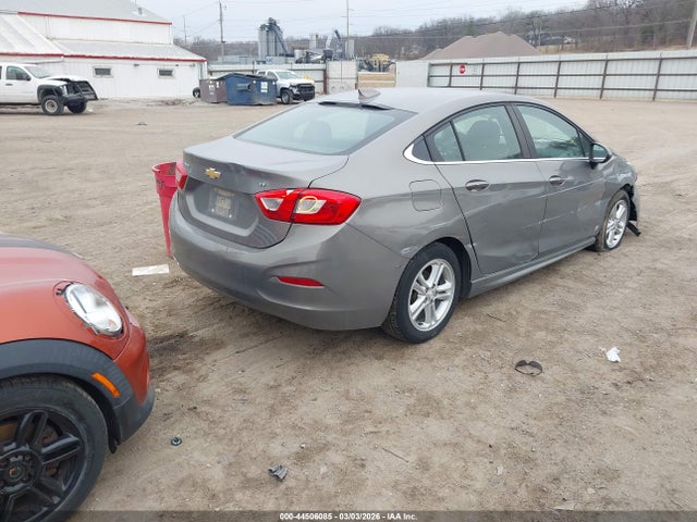 Продаж на аукціоні авто 2018 Chevrolet Cruze Lt Auto, vin: 1G1BE5SM2J7137806, номер лоту: 44506085