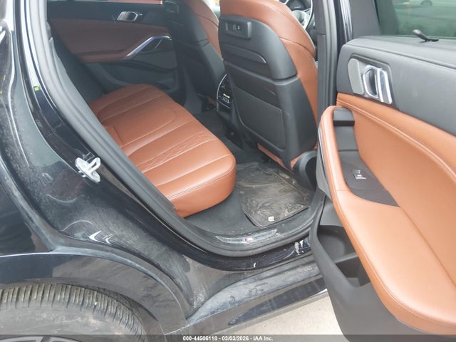 2023 BMW X6 5UXCY8C0XP9R04569 Photo 7