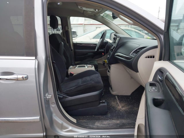 44506151 :رقم المزاد ، 2C4RC1BG0FR595980 vin ، 2015 Chrysler Town & Country Touring مزاد بيع