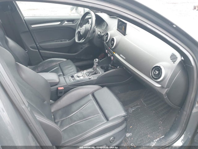 44506168 :رقم المزاد ، WAUB1GFF4H1021561 vin ، 2017 Audi S3 2.0t Premium Plus مزاد بيع