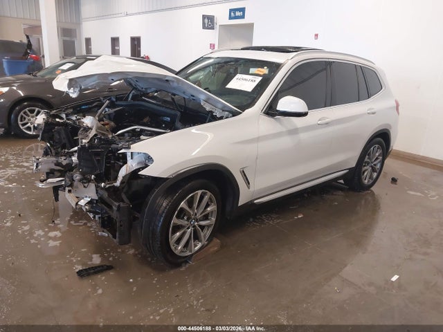 2019 BMW X3 5UXTR9C56KLP89639 Photo 1
