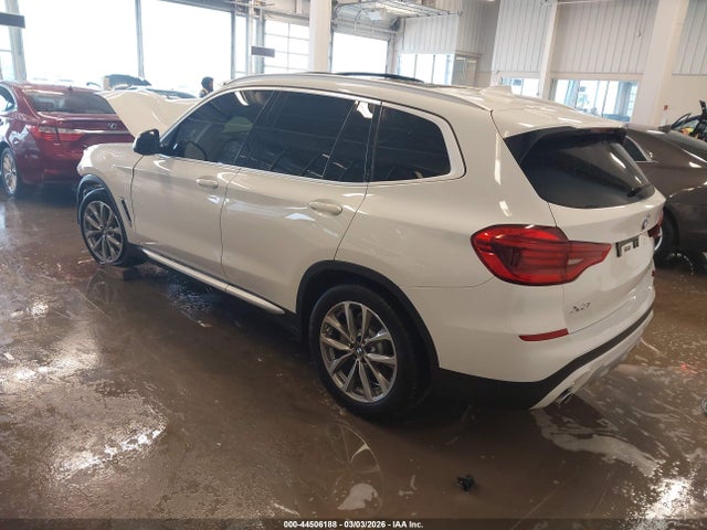 2019 BMW X3 5UXTR9C56KLP89639 Photo 2