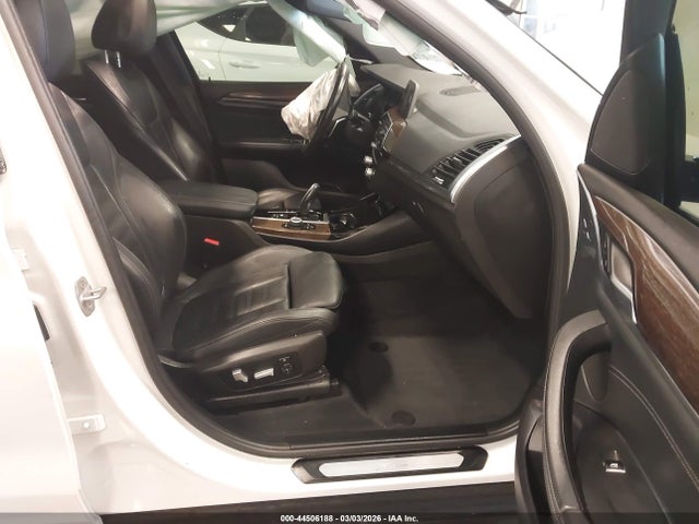 2019 BMW X3 5UXTR9C56KLP89639 Photo 4