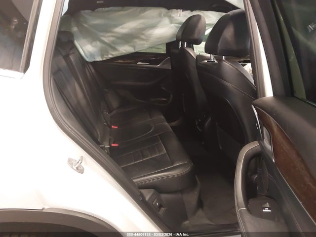 2019 BMW X3 5UXTR9C56KLP89639 Photo 7