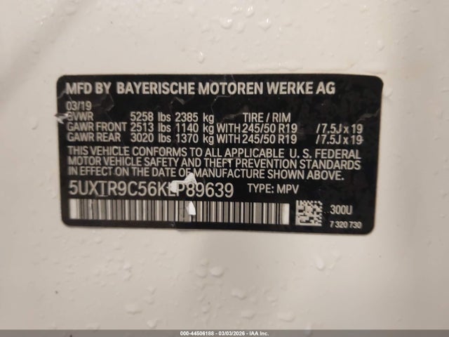 2019 BMW X3 5UXTR9C56KLP89639 Photo 8
