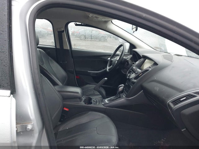 1FADP3N25EL268269 Ford Focus Titanium