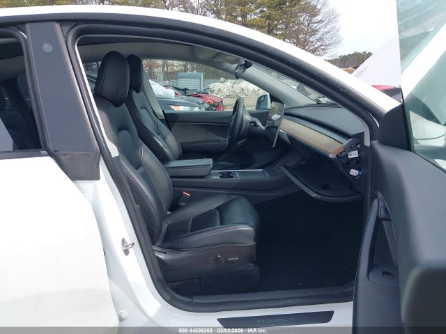 2021 TESLA MODEL Y 5YJYGDED9MF192785 Photo 4