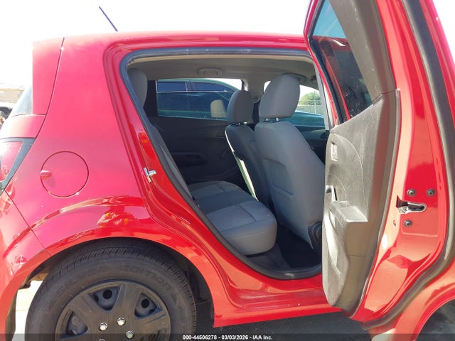 1G1JA6SH3G4129305 Chevrolet Sonic Ls Auto
