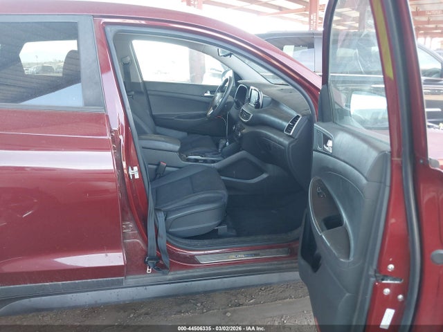 2019 HYUNDAI TUCSON KM8J33A45KU005376 Photo 4